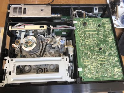 VCR with cover removed